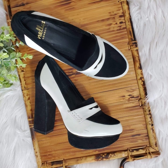 Shellys  London - Picture 13 of 13